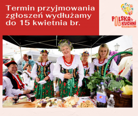 Festiwal Polska od Kuchni- na pierwszym planie kobiety w strojach ludowych.